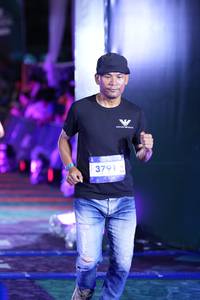 BIB: 3791
                            <button type="button" onclick="openModal(26221425)" class="btn btn-primary btn-sm float-right btn-popup" data-toggle="modal" data-target=".modal-high-quality">
                        <i class="fas fa-shopping-cart"></i> Add to Cart
                    </button>
                                            <button type="button" onclick="isThisMe(26221425, true)" class="btn btn-success btn-sm float-right btn-popup btn-isme hidden" data-toggle="tooltip" data-placement="bottom" title="นี่คือรูปของคุณใช่ไหม คลิกที่นี่เพื่อเอาเข้าอัลบั้ม">
                        <i class="fas fa-plus"></i> Add to album
                    </button>
                    <button type="button" onclick="isThisMe(26221425, false)" class="btn btn-warning btn-sm float-right btn-popup btn-isnotme hidden">
                        <i class="fas fa-ban"></i> Remove from album
                    </button>